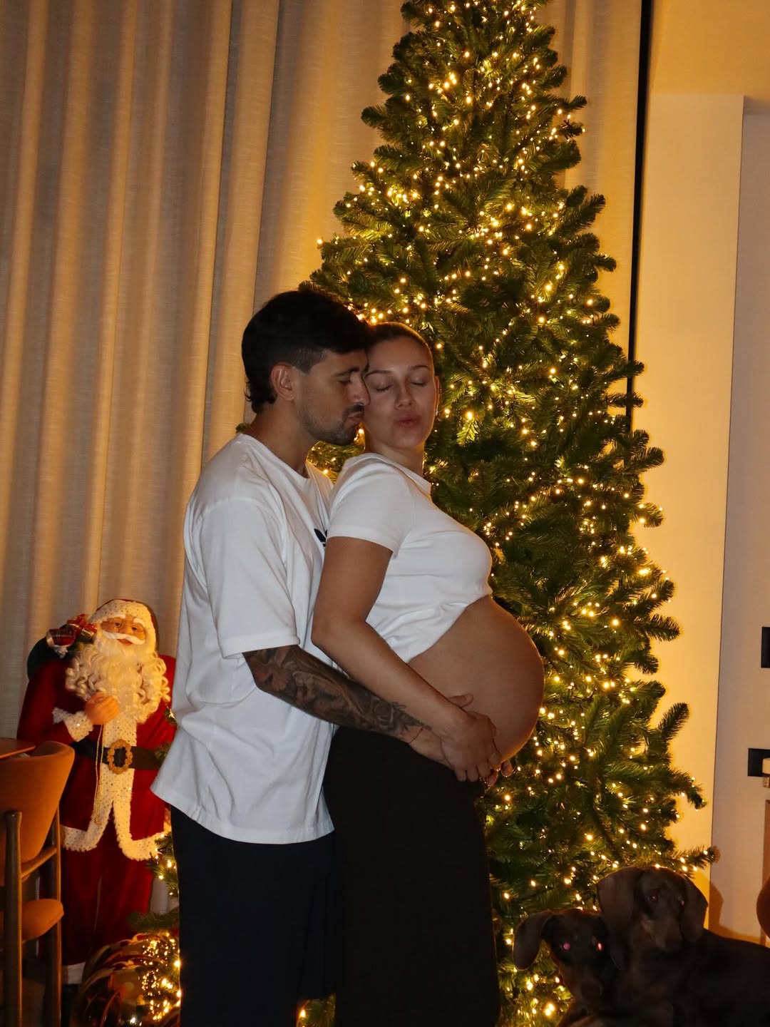 Arrascaeta e Camila Bastiani por Reprodução/Instagram