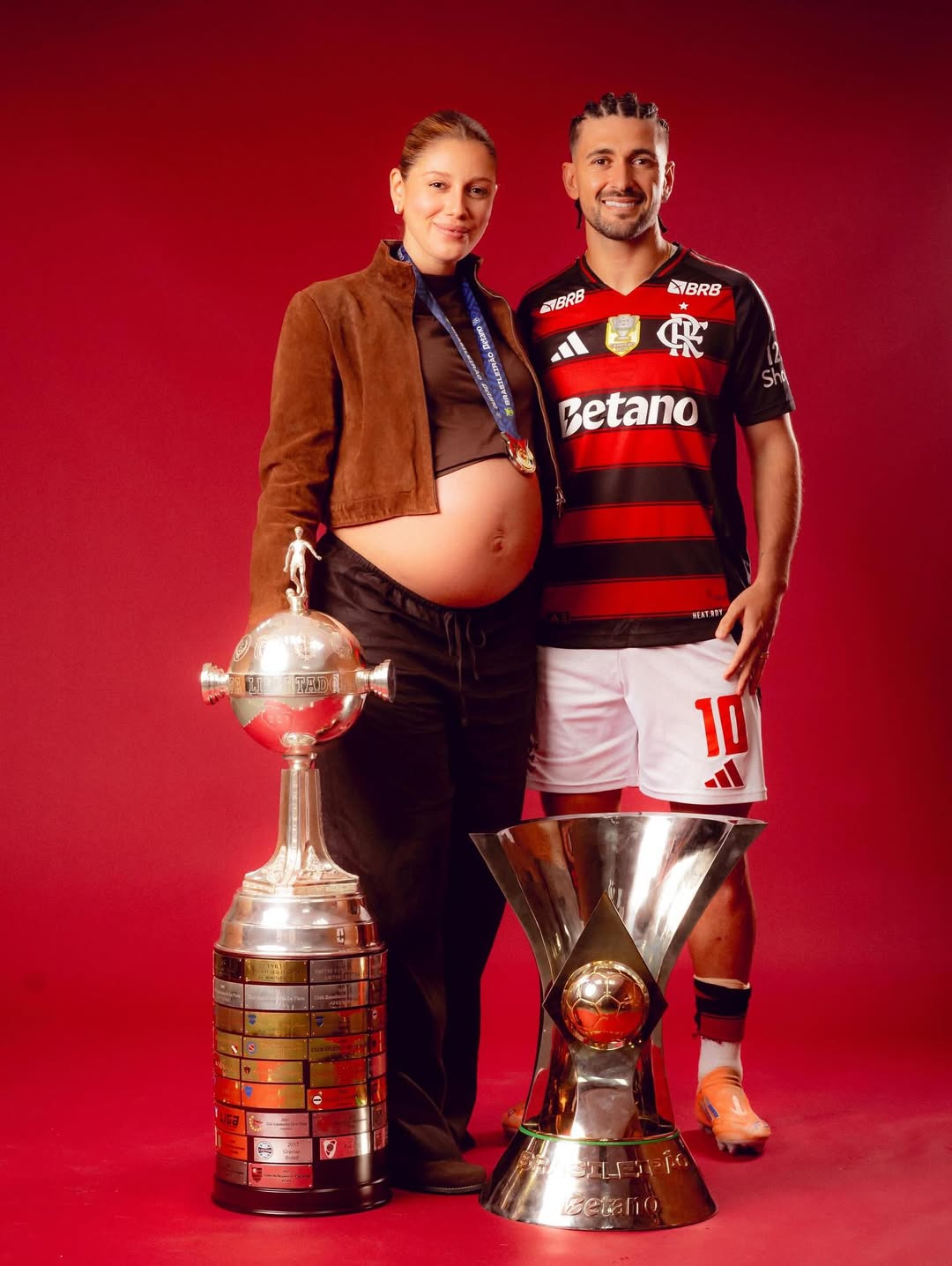 Arrascaeta e Camila Bastiani por Adriano Fontes/Divulgação (@adrianofontesfoto)