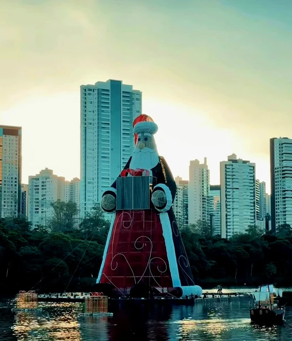 Foi parar no Guinness: maior Papai Noel do mundo é brasileiro