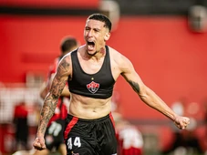 Imagem - Leão de primeira! Vitória vence o São Paulo e confirma permanência na Série A