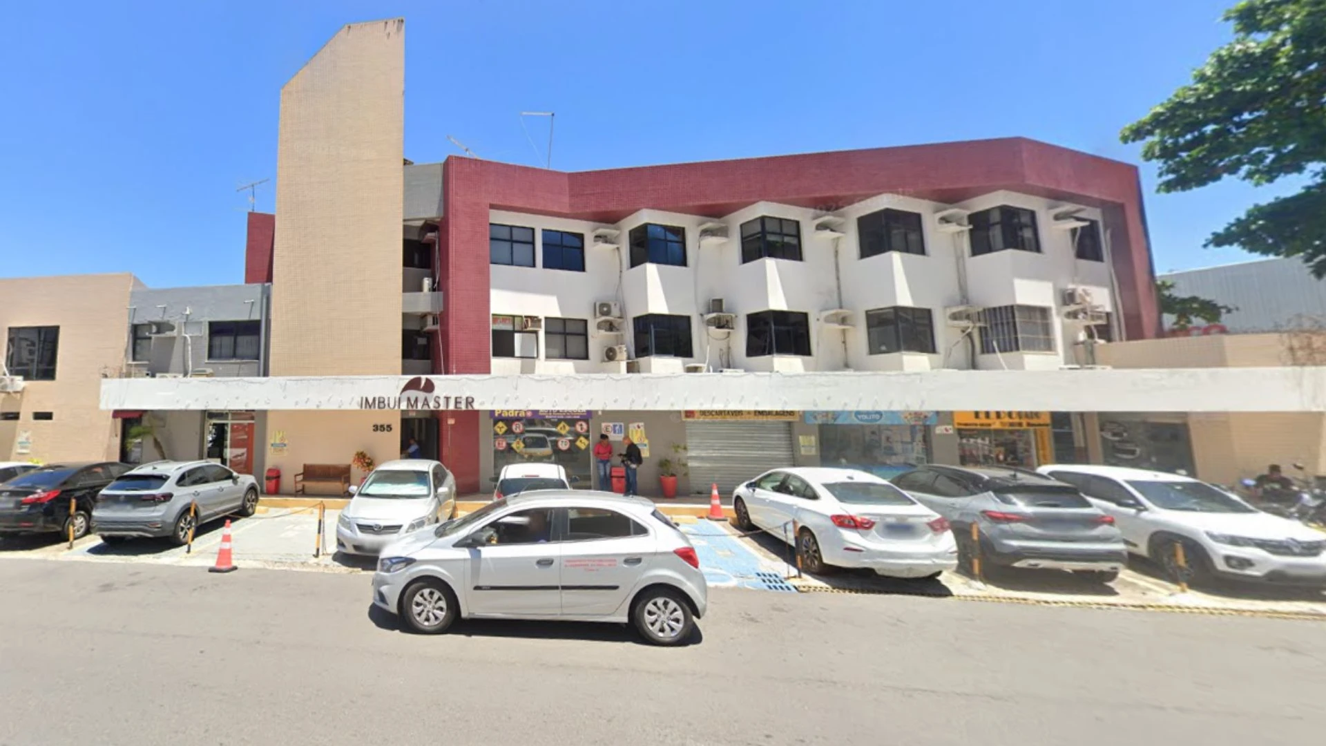 Imagem - Mulher denuncia estupro dentro de shopping no Imbuí