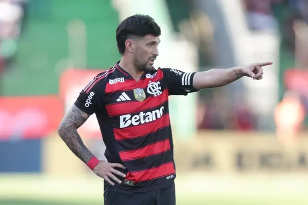 Arrascaeta - 18 gols  por Gilvan de Souza/Flamengo 