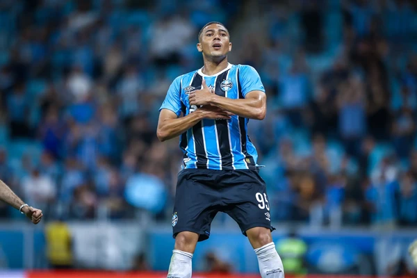 Carlos Vinícius - 12 gols por Lucas Uebel/Grêmio