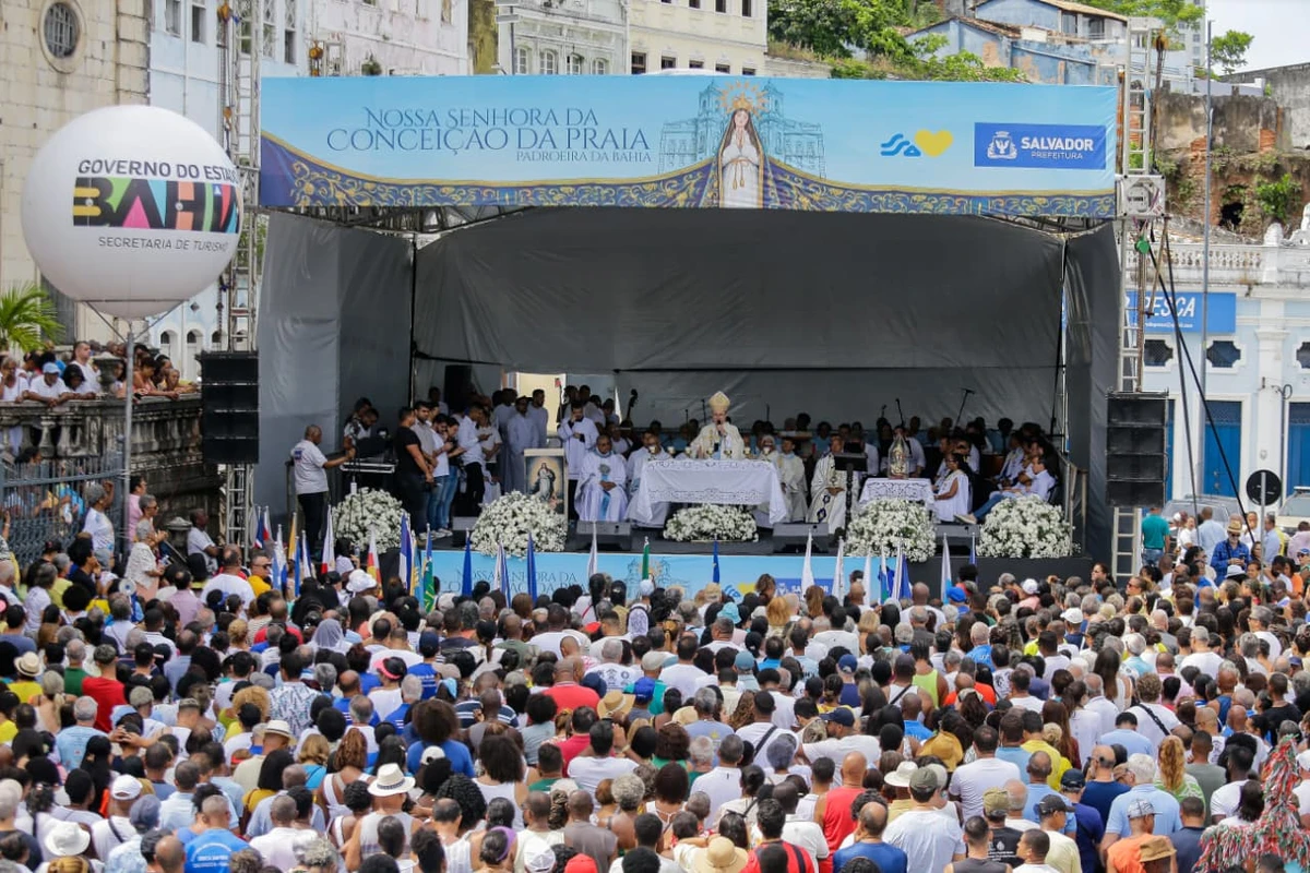 Dia de Nossa Senhora da Conceição da Praia por Arisson Marinho