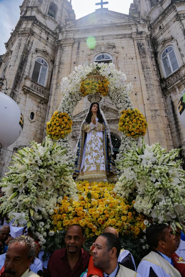 Dia de Nossa Senhora da Conceição da Praia por Arisson Marinho