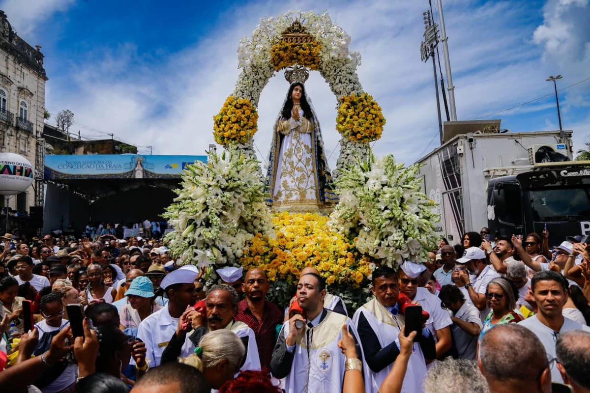 Dia de Nossa Senhora da Conceição da Praia por Arisson Marinho