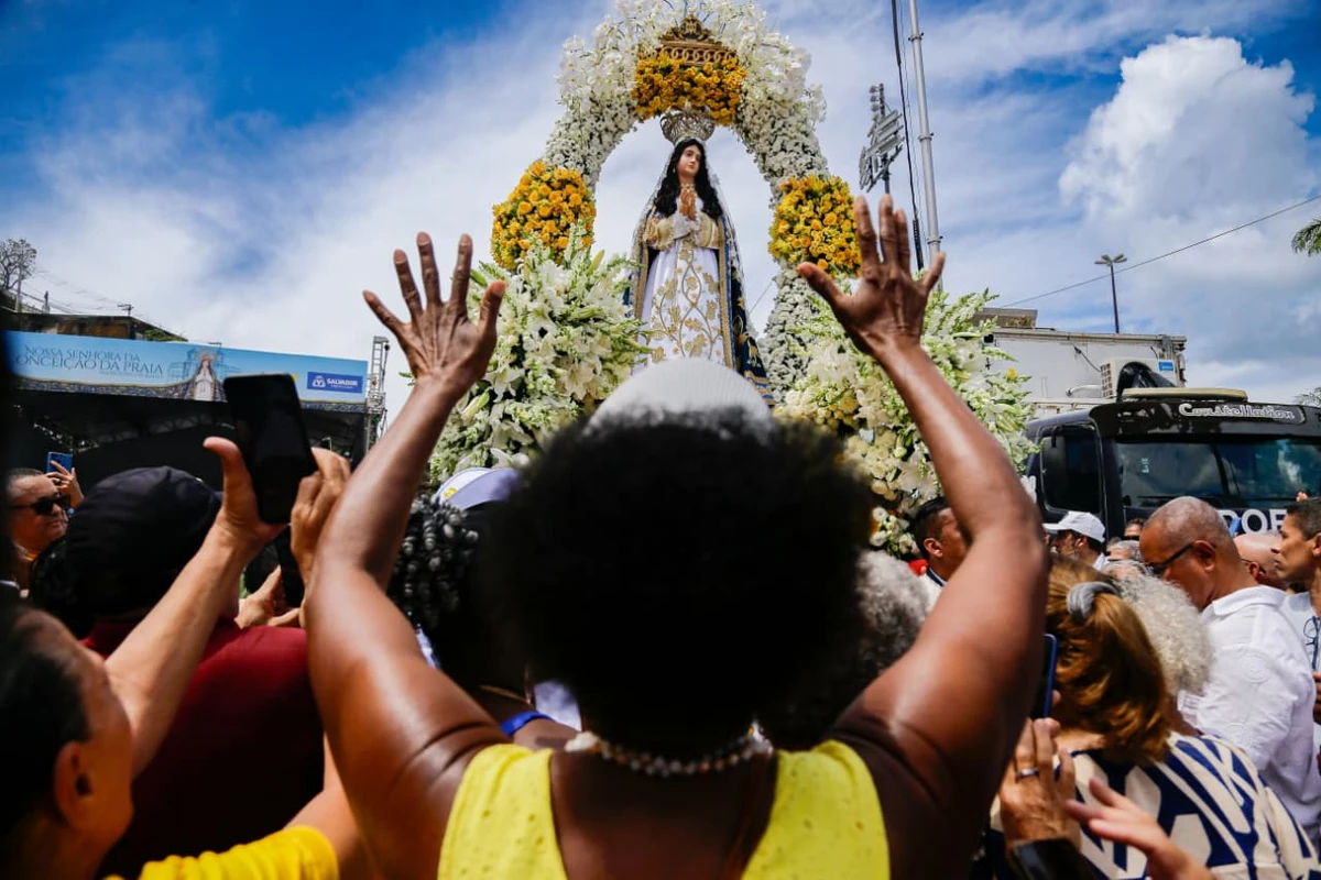 Dia de Nossa Senhora da Conceição da Praia por Arisson Marinho