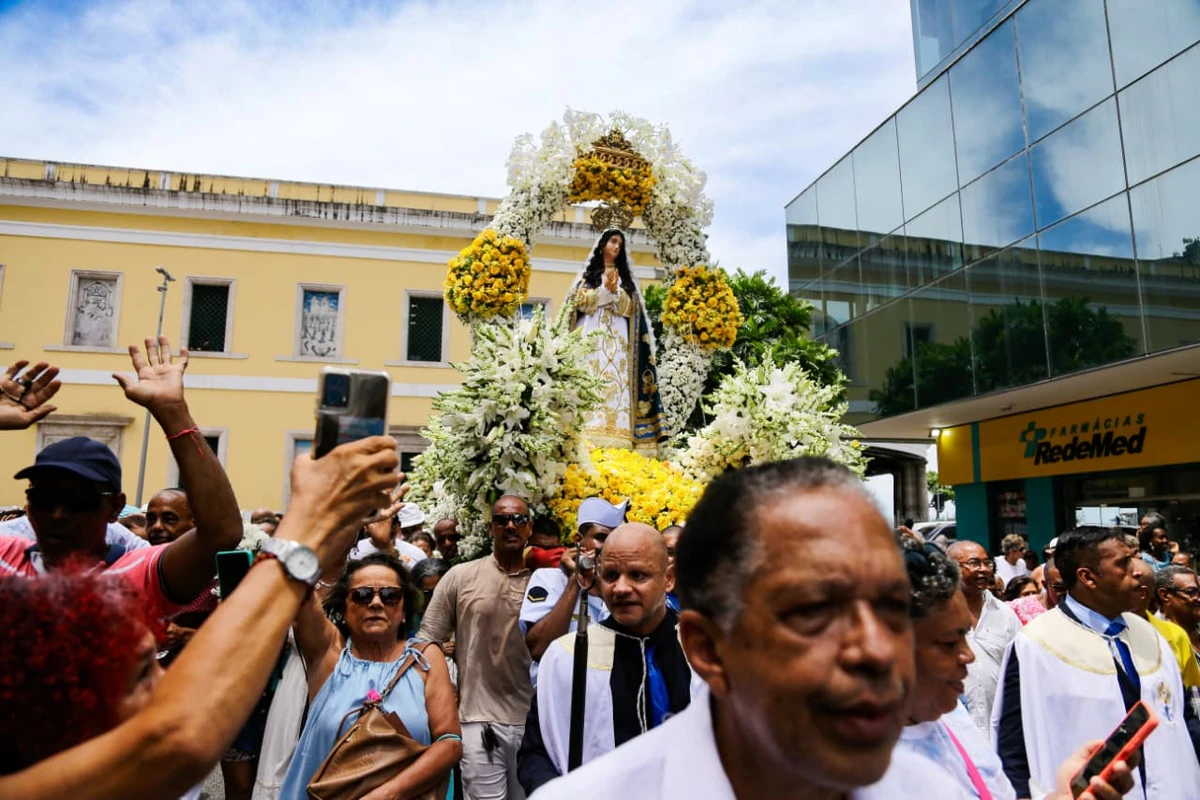 Dia de Nossa Senhora da Conceição da Praia por Arisson Marinho