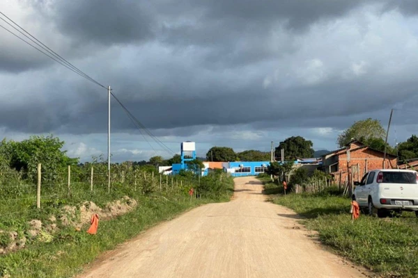 Mototaxista morreu em acidente entre carro e moto na BA-330 por Reprodução