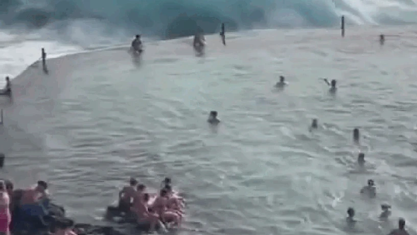 Imagem - Onda gigante mata pelo menos quatro turistas nas Ilhas Canárias;  quinta vítima segue desaparecida