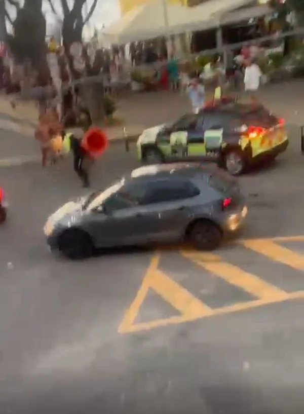 Agentes da Transalvador são agredidos na Barra por Reprodução