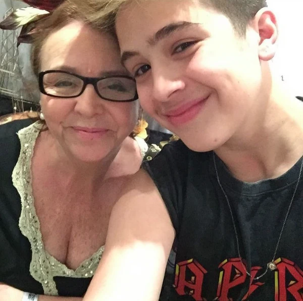 Ede foi assessora de vários famosos e importante nome nos bastdiores do sertanejo por Reprodução | Instagram