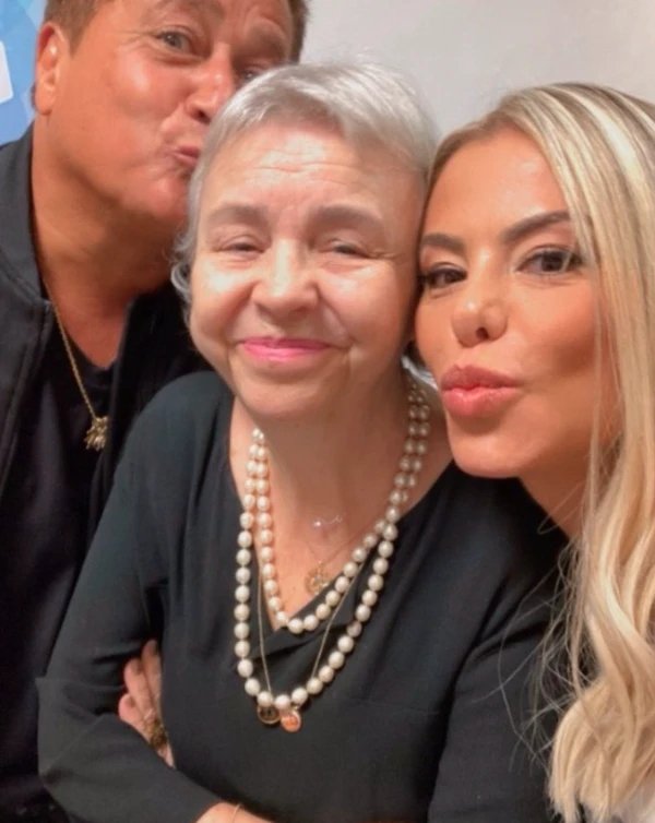 Ede foi assessora de vários famosos e importante nome nos bastdiores do sertanejo por Reprodução | Instagram