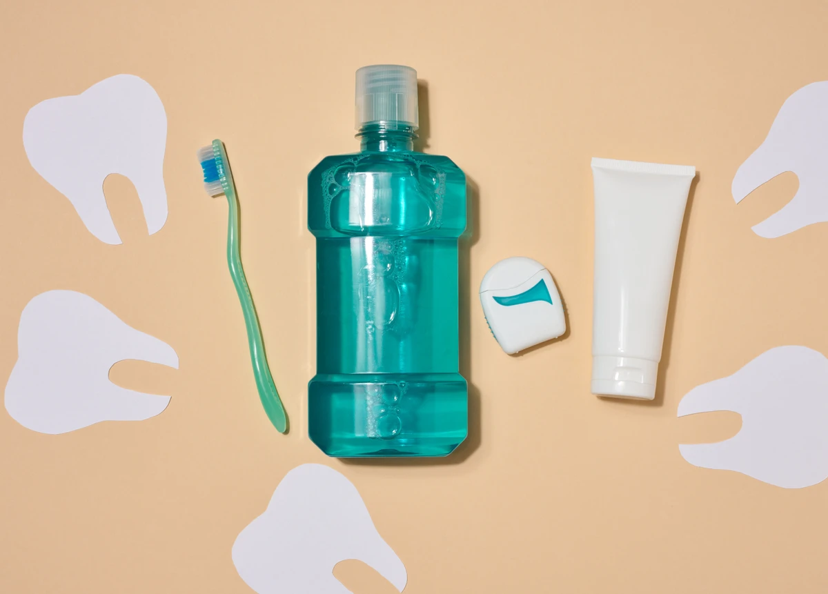 Enxaguante bucal por Shutterstock