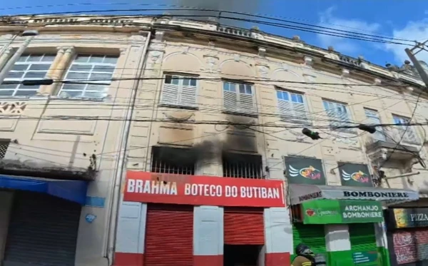 Incêndio no Boteco Butiban por Reprodução/TV Bahia