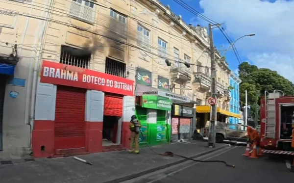 Incêndio no Boteco Butiban por Reprodução/TV Bahia
