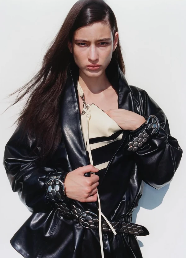 Modelo ficou na lista das 50 modelos mais importantes do mundo, segundo a Vogue por Reprodução | Instagram