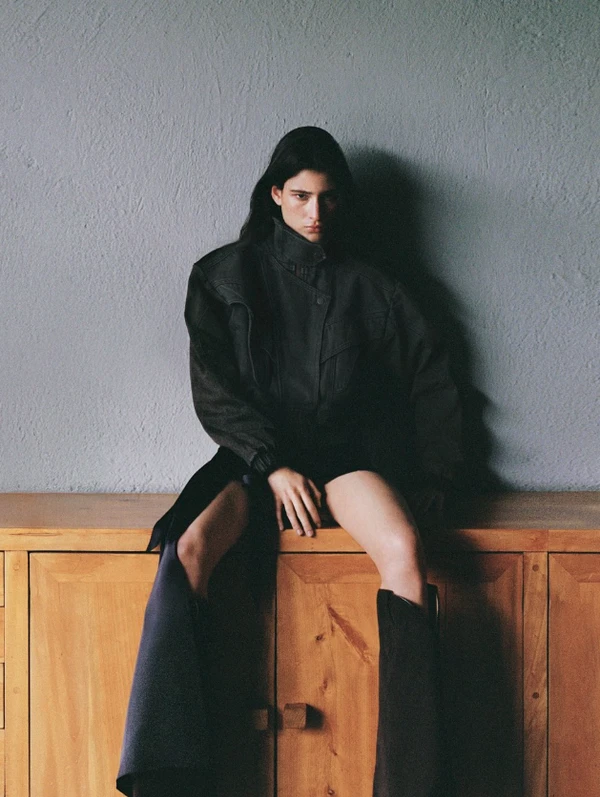 Modelo ficou na lista das 50 modelos mais importantes do mundo, segundo a Vogue por Reprodução | Instagram