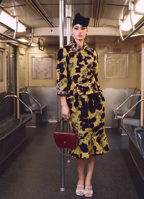 Luiza Perote foi um dos nomes mais aguardados no desfile da Chanel