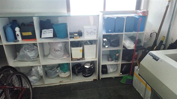 Mais de mil itens serão doados pelo Metrô Bahia nesta quarta-feira. Após serem esquecidos, eles ficam guardados por 30 dias. Depois desse período, são doados. Documentos são entregues à SSP por Divulgação