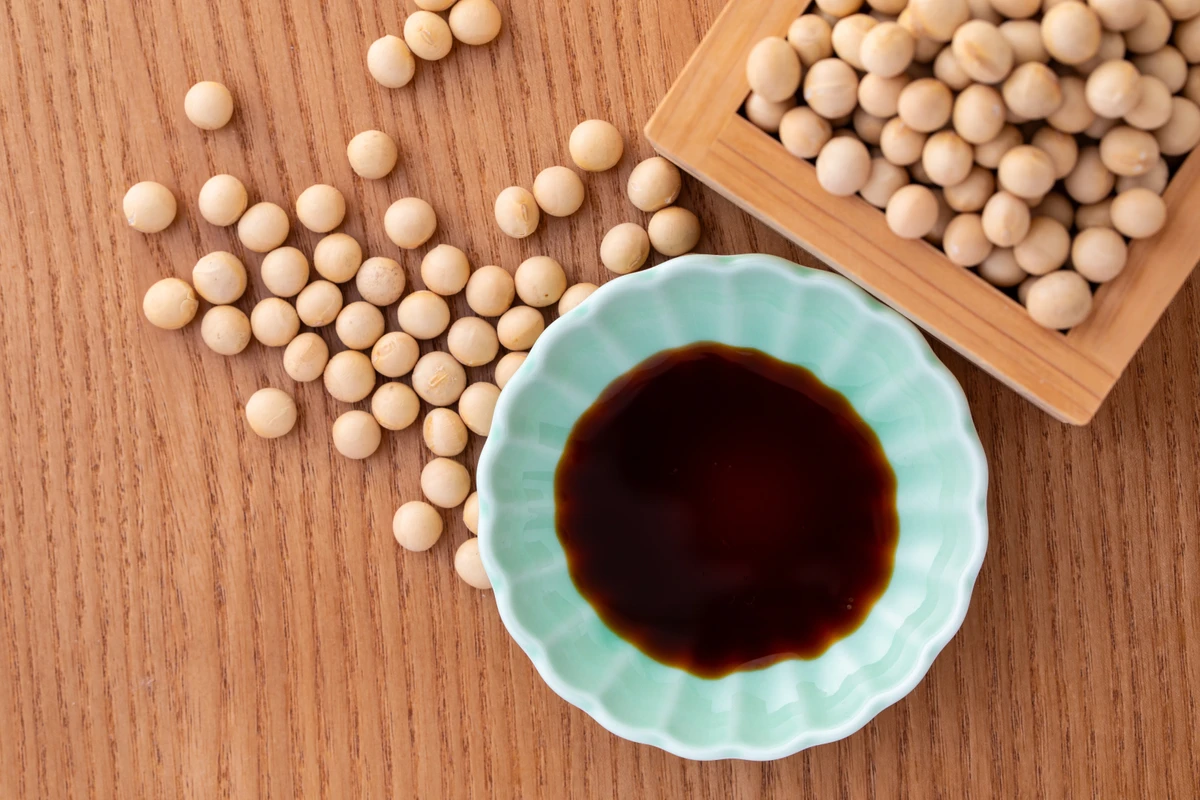 Molho shoyu por Shutterstock