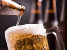 Imagem - Por que algumas cervejas têm a espuma mais firme e duradoura? Novo estudo revela