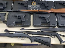 Imagem - Lojas são fechadas e R$ 200 mil apreendidos em operação contra comércio ilegal de armas