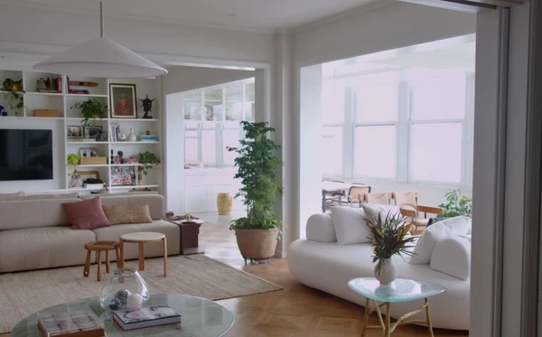 Apartamento de Taís Araujo e Lázaro Ramos por Reprodução/YouTube