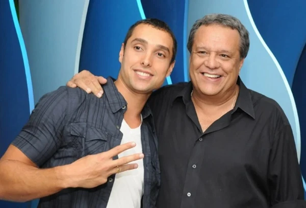 Leonardo Carvalho e Dennis Carvalho por Reprodução