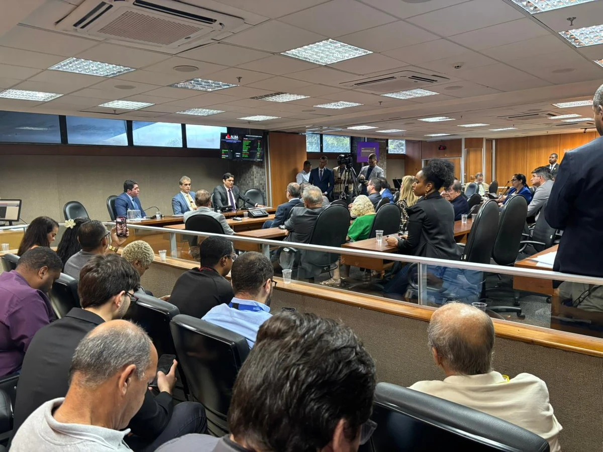 Comissão da Alba aprova nome de Otto Filho para TCE