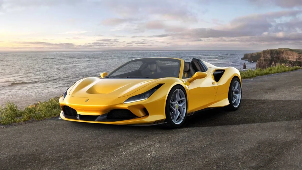 Ferrari F8 Spider - Valor venal: R$ 4 milhões - IPVA: 100 mil por Divulgação