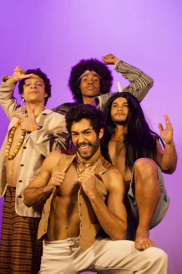 Montagem é estrelada por estudantes da Escola de Teatro da UFBA  por Rafael Paixão/Divulgação