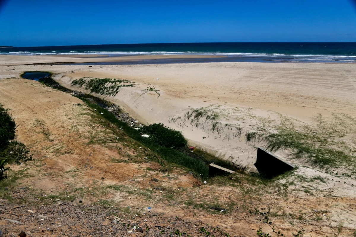 Praia da Terceira Ponte por Arisson Marinho/CORREIO