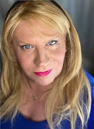  Phillipa Phaneuf por Reprodução