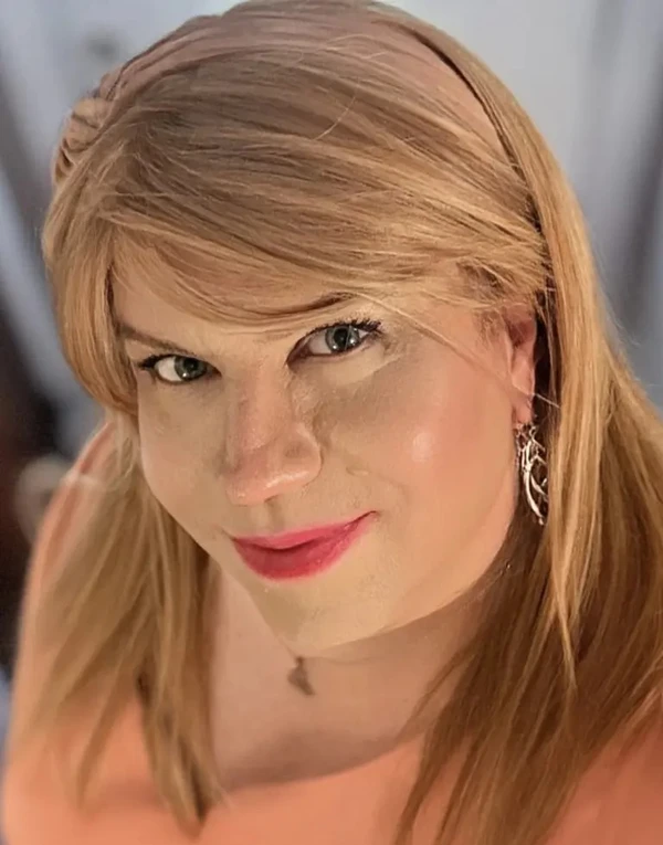  Phillipa Phaneuf por Reprodução