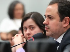 Imagem - Por 318 votos a 141, Câmara aprova suspensão de mandato de Glauber Braga por 6 meses