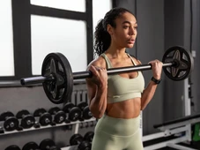 Imagem - Doutor em Ciências da Saúde fala sobre como ganhar músculos treinando sem carga