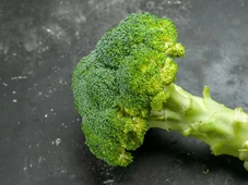 Imagem - Como escolher o brócolis mais fresco? Nutricionista explica truque infalível