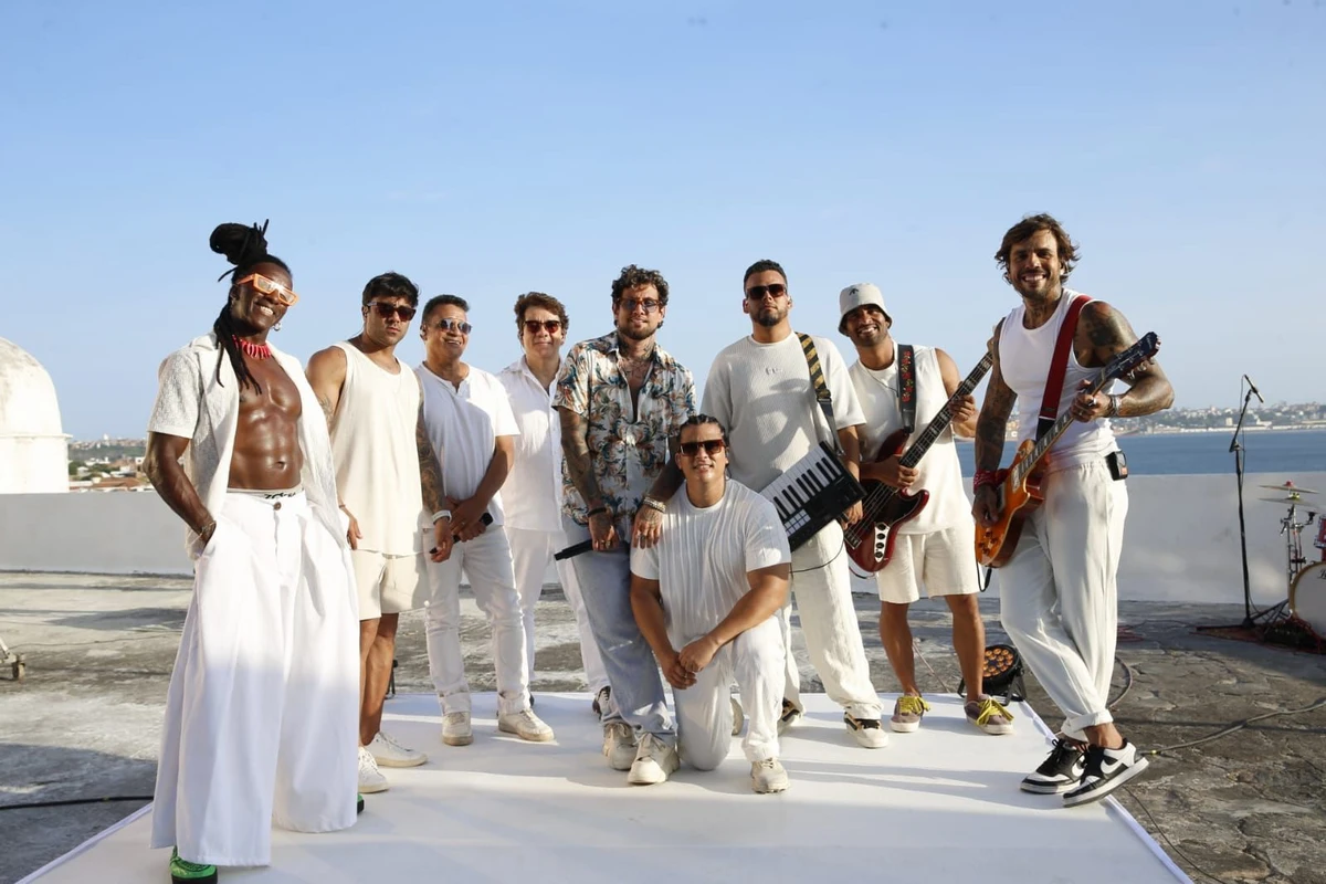 Banda Jammil abre o verão com show tradicional ao pôr do sol na Ponta de Humaitá