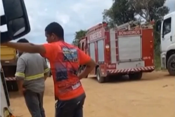 Ivair foi esmagado por caçamba por Reprodução