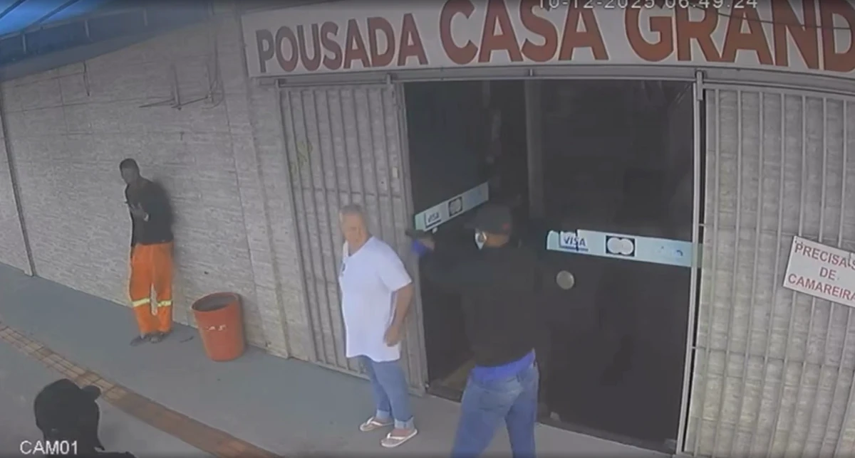 João Ferreira da Silva foi morto em frente a pousada por Reprodução