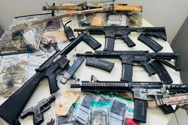 Material foi apreendido pela polícia por Polícia Civil