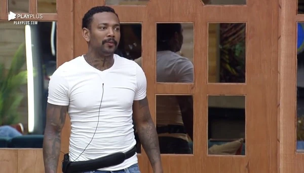 O cantor Nego do Borel foi expulso de "A Fazenda 13" após ser acusado de abusar sexualmente de uma participante, a modelo Dayane Mello por Record/Reprodução