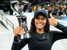 Imagem - Tetracampeã de skate e fenômeno de patrocínios: veja a fortuna de Rayssa Leal em 2025