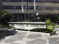 Imagem - Empresa é condenada a pagar indenização de R$ 10 mil por usar imagem de ex-funcionário após demissão