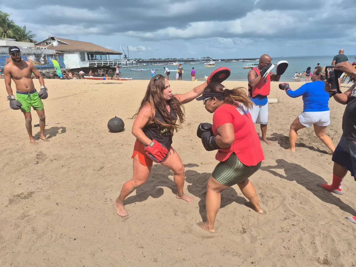 Boxe na Praia da Preguiça por Moysés Suzart