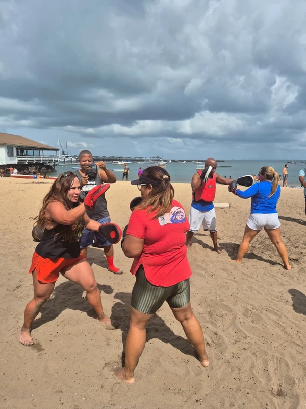 Boxe na Praia da Preguiça por Moysés Suzart