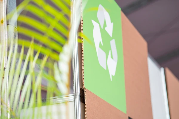 Cenografia em Ecoboard por divulgação