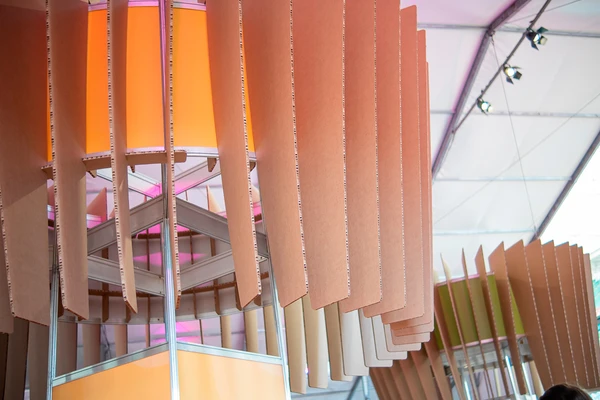 Cenografia em Ecoboard por divulgação