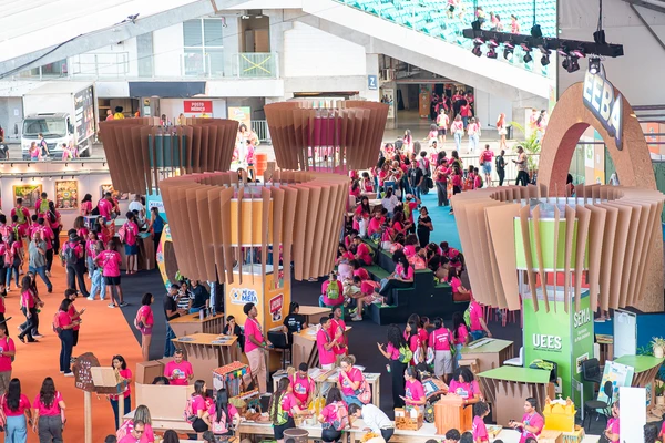 Cenografia em Ecoboard por divulgação